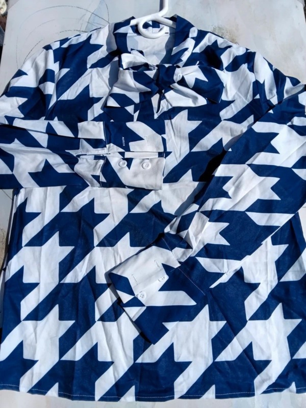 Blouse With Tie Neck